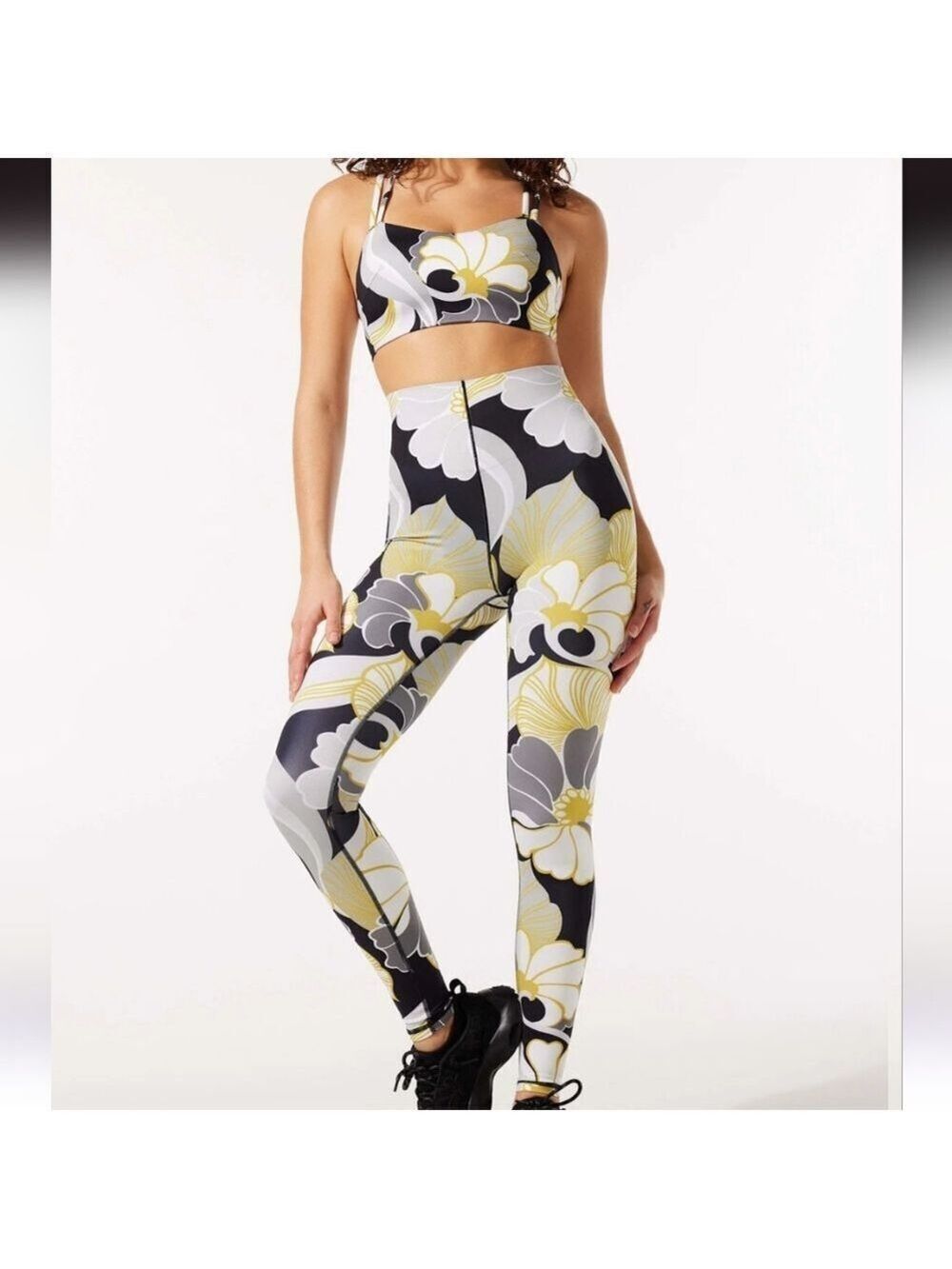 Hotline High Waist Legging Sweet Olive Yellow Petal Trippin Print